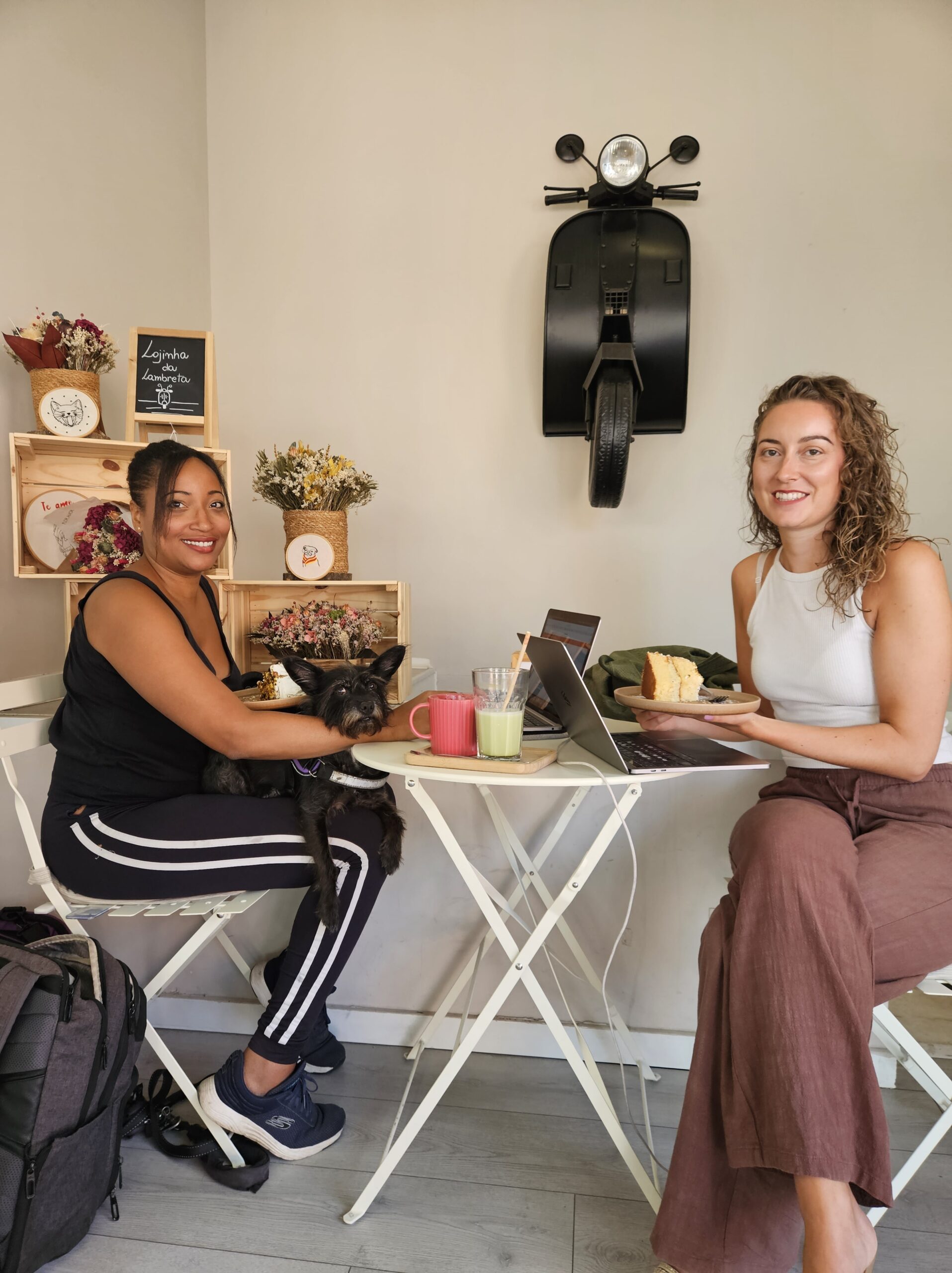 cafe in Lisbon | From Lisbon with love favorite coffee spots